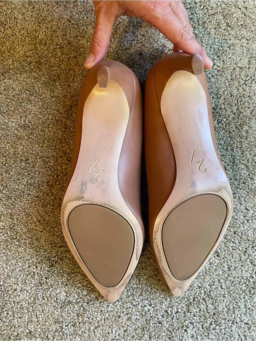 Naturalizer 27 Edit Pointed Toe Pump in Butter Toffee (tan) size 9